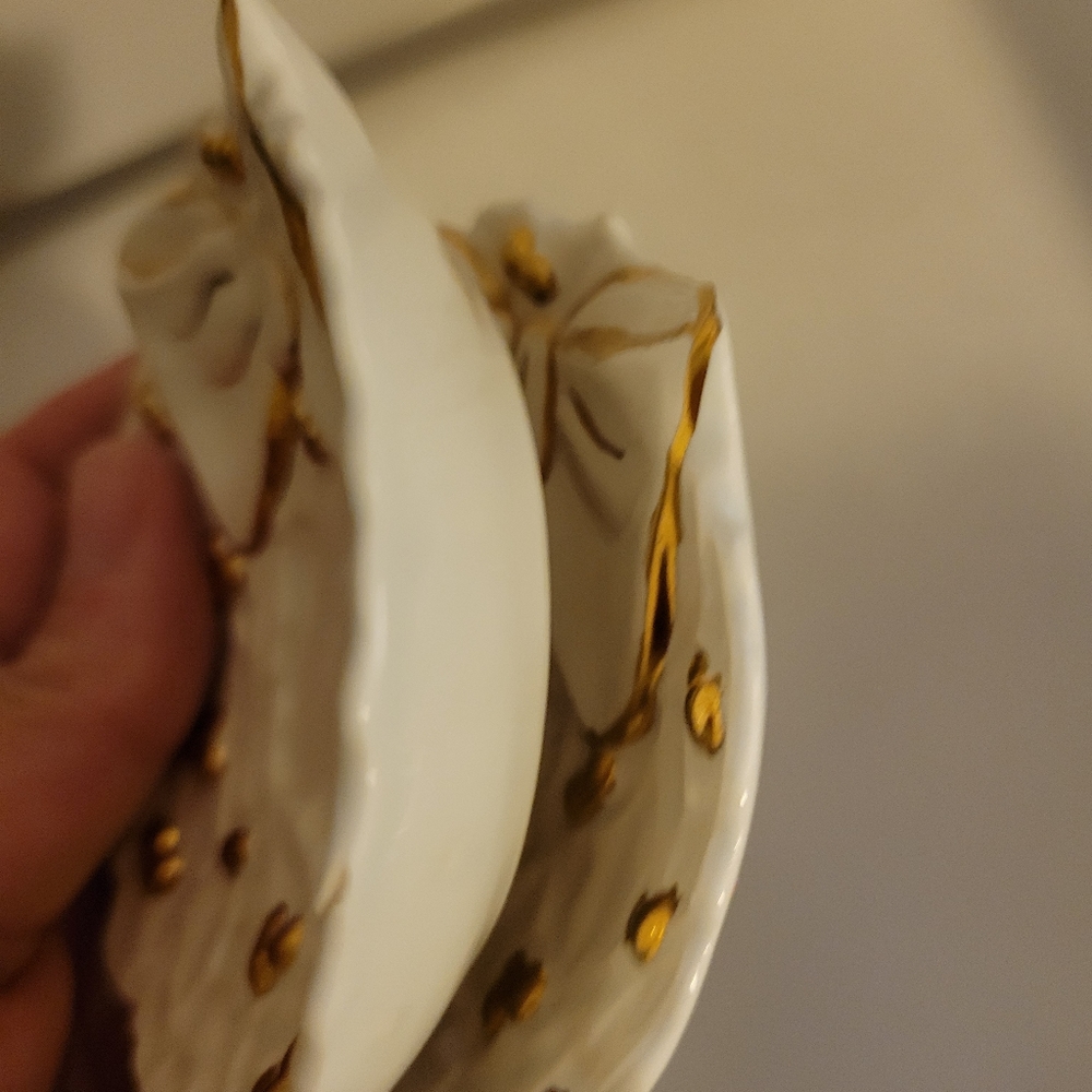 Duo of Vintage Wreath Trinket Dishes ~ 1960s Hobbyist ~ Candle Holder Trinkets - Picture 9 of 16